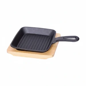 Square Pan w Wooden Base 20cm